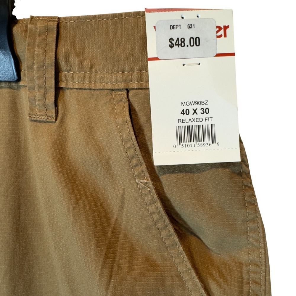 NEW Wrangler Twill Cargo Pants Loose Fit Brown MGW90BZ 100% Cotton 40x30 Work - Picture 5 of 10